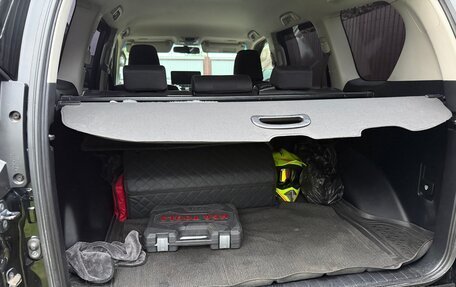 Toyota Land Cruiser Prado 150 рестайлинг 2, 2015 год, 4 000 000 рублей, 14 фотография