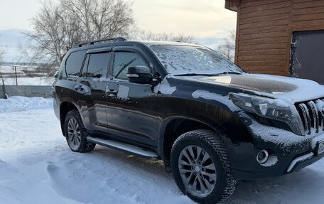 Toyota Land Cruiser Prado 150 рестайлинг 2, 2015 год, 4 000 000 рублей, 16 фотография