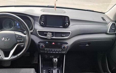 Hyundai Tucson III, 2019 год, 2 150 000 рублей, 9 фотография
