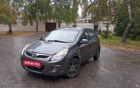 Hyundai i20 IB рестайлинг, 2010 год, 350 000 рублей, 21 фотография