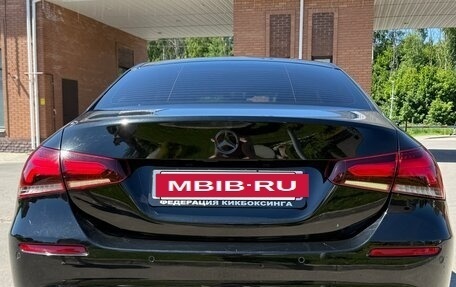 Mercedes-Benz A-Класс, 2020 год, 2 450 000 рублей, 7 фотография