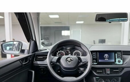 Skoda Rapid II, 2021 год, 1 549 000 рублей, 14 фотография