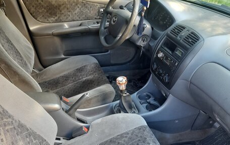 Mazda 323, 2000 год, 175 000 рублей, 3 фотография