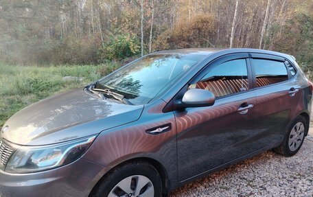 KIA Rio III рестайлинг, 2014 год, 1 000 000 рублей, 2 фотография
