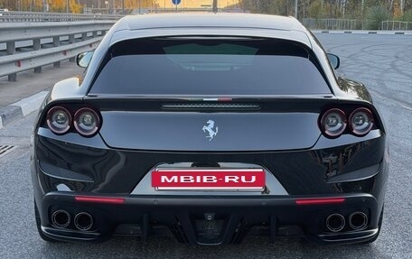 Ferrari GTC4Lusso, 2017 год, 18 000 000 рублей, 5 фотография