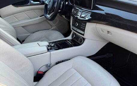 Mercedes-Benz CLS, 2015 год, 4 150 000 рублей, 8 фотография