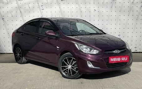 Hyundai Solaris II рестайлинг, 2014 год, 955 000 рублей, 2 фотография
