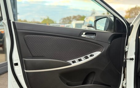 Hyundai Solaris II рестайлинг, 2011 год, 690 000 рублей, 11 фотография