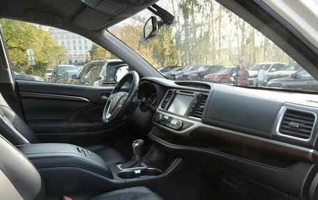 Toyota Highlander III, 2014 год, 2 490 000 рублей, 25 фотография