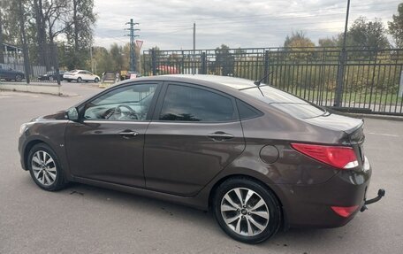 Hyundai Solaris II рестайлинг, 2015 год, 950 000 рублей, 13 фотография