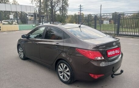 Hyundai Solaris II рестайлинг, 2015 год, 950 000 рублей, 12 фотография