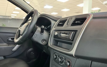 Renault Logan II, 2021 год, 499 000 рублей, 12 фотография