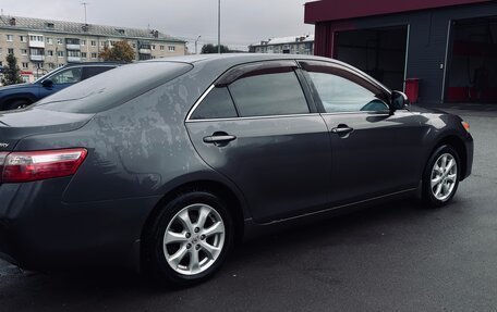 Toyota Camry, 2011 год, 1 300 000 рублей, 5 фотография