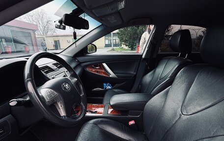 Toyota Camry, 2011 год, 1 300 000 рублей, 12 фотография
