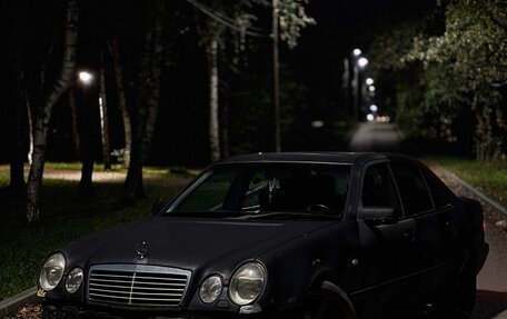 Mercedes-Benz E-Класс, 1997 год, 300 000 рублей, 3 фотография