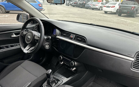 KIA Rio IV, 2018 год, 1 375 000 рублей, 15 фотография
