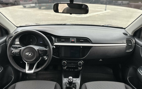 KIA Rio IV, 2018 год, 1 375 000 рублей, 18 фотография