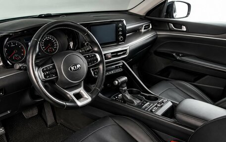 KIA K5, 2021 год, 2 229 000 рублей, 12 фотография