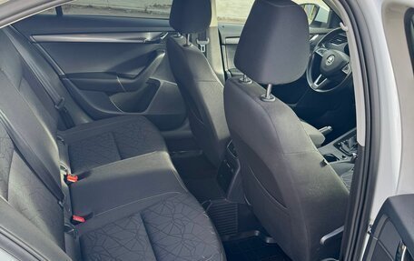 Skoda Octavia, 2019 год, 2 350 000 рублей, 10 фотография