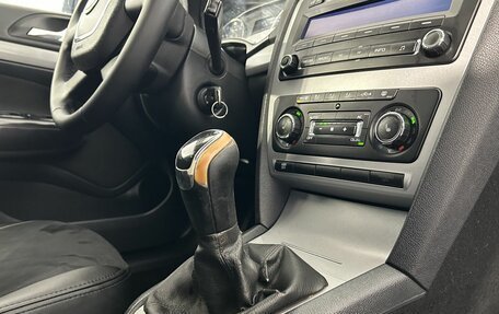 Skoda Octavia IV, 2011 год, 750 000 рублей, 24 фотография