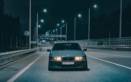 BMW 3 серия, 1992 год, 960 000 рублей, 16 фотография