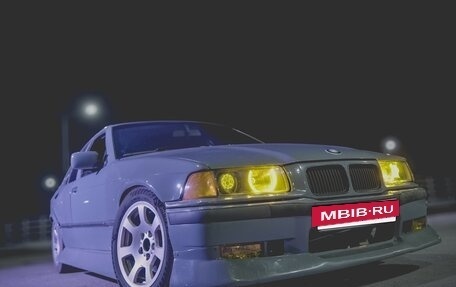 BMW 3 серия, 1992 год, 960 000 рублей, 15 фотография
