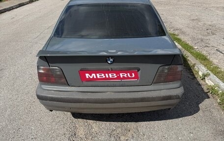 BMW 3 серия, 1992 год, 960 000 рублей, 12 фотография