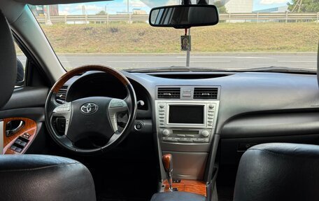 Toyota Camry, 2010 год, 1 200 000 рублей, 2 фотография