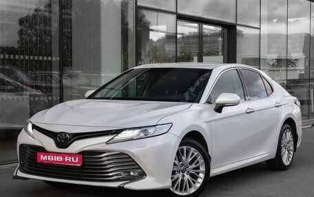 Toyota Camry, 2019 год, 2 698 000 рублей, 1 фотография