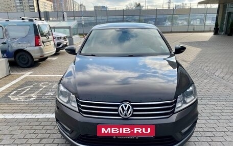 Volkswagen Passat B7, 2014 год, 1 000 000 рублей, 2 фотография