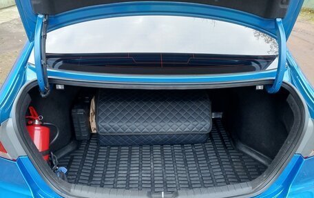 Hyundai Elantra VI рестайлинг, 2017 год, 1 050 000 рублей, 7 фотография