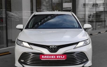 Toyota Camry, 2019 год, 2 698 000 рублей, 3 фотография