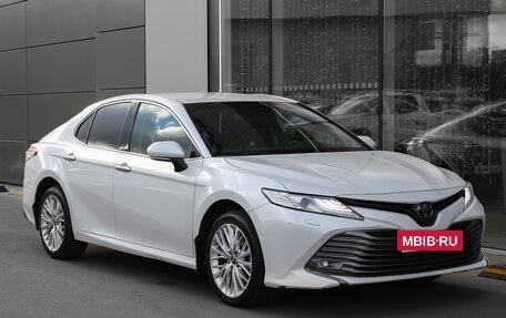 Toyota Camry, 2019 год, 2 698 000 рублей, 4 фотография