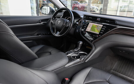Toyota Camry, 2019 год, 2 698 000 рублей, 11 фотография