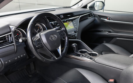 Toyota Camry, 2019 год, 2 698 000 рублей, 16 фотография