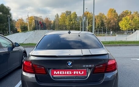 BMW 5 серия, 2011 год, 1 550 000 рублей, 8 фотография