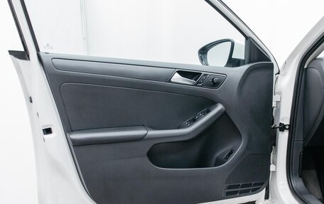 Volkswagen Jetta VI, 2014 год, 990 000 рублей, 11 фотография