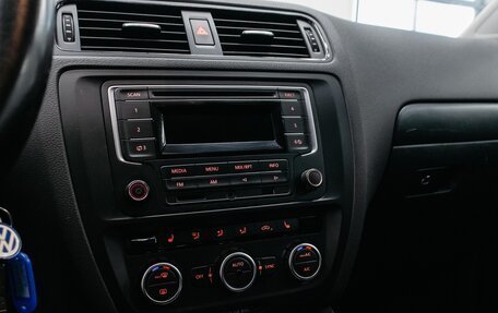 Volkswagen Jetta VI, 2014 год, 990 000 рублей, 19 фотография