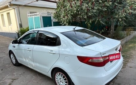 KIA Rio III рестайлинг, 2011 год, 840 000 рублей, 5 фотография