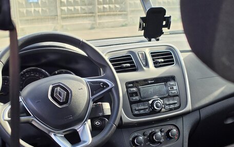 Renault Sandero II рестайлинг, 2019 год, 1 000 000 рублей, 9 фотография