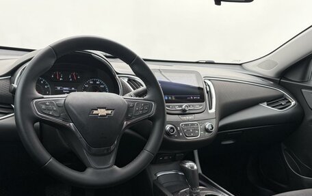 Chevrolet Malibu IX, 2020 год, 1 698 000 рублей, 10 фотография