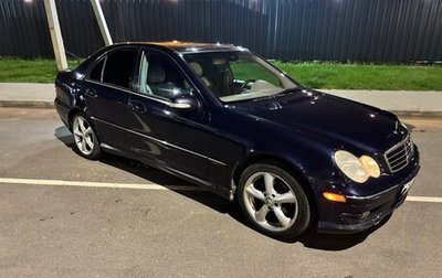 Mercedes-Benz C-Класс, 2004 год, 485 000 рублей, 1 фотография