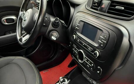 KIA Soul II рестайлинг, 2016 год, 1 290 000 рублей, 5 фотография