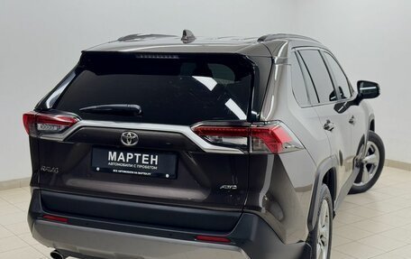 Toyota RAV4, 2019 год, 2 970 000 рублей, 9 фотография