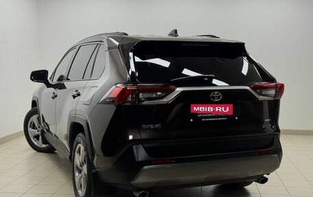 Toyota RAV4, 2019 год, 2 970 000 рублей, 4 фотография