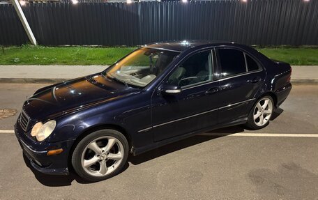 Mercedes-Benz C-Класс, 2004 год, 485 000 рублей, 3 фотография