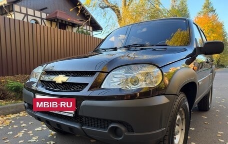 Chevrolet Niva I рестайлинг, 2011 год, 687 000 рублей, 6 фотография
