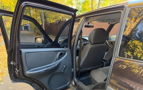 Chevrolet Niva I рестайлинг, 2011 год, 687 000 рублей, 26 фотография