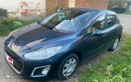 Peugeot 308 II, 2011 год, 550 000 рублей, 2 фотография