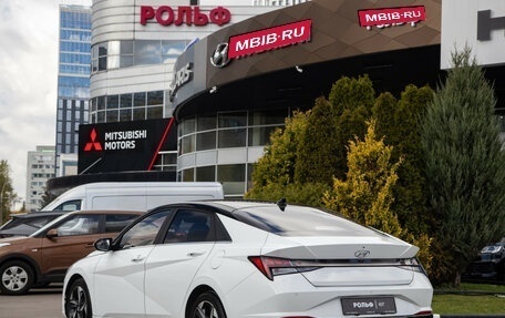 Hyundai Elantra, 2022 год, 1 998 000 рублей, 5 фотография